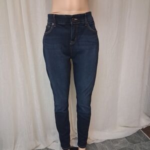 Torrid #feel the fit Wimen Size 16 High Rise Dark Blue Jeans 65%.Cotton.26%rayon